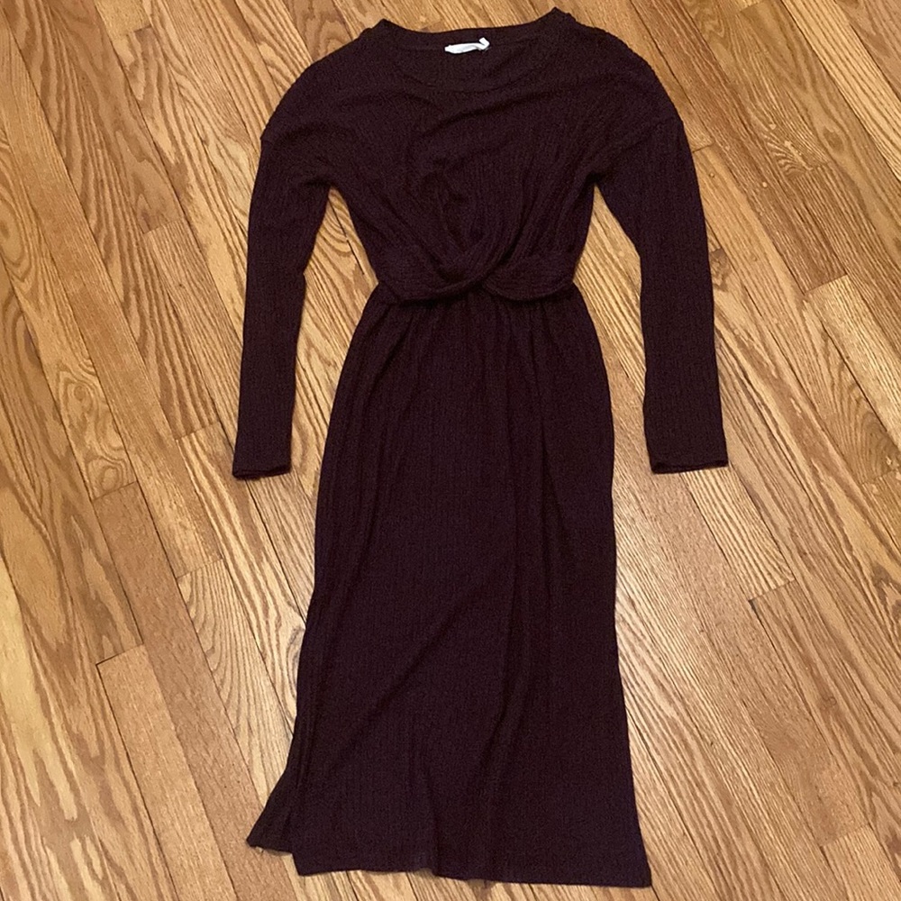 All In Favor | Ribbed Midi Twist-Front Dress Wine Color | Size S